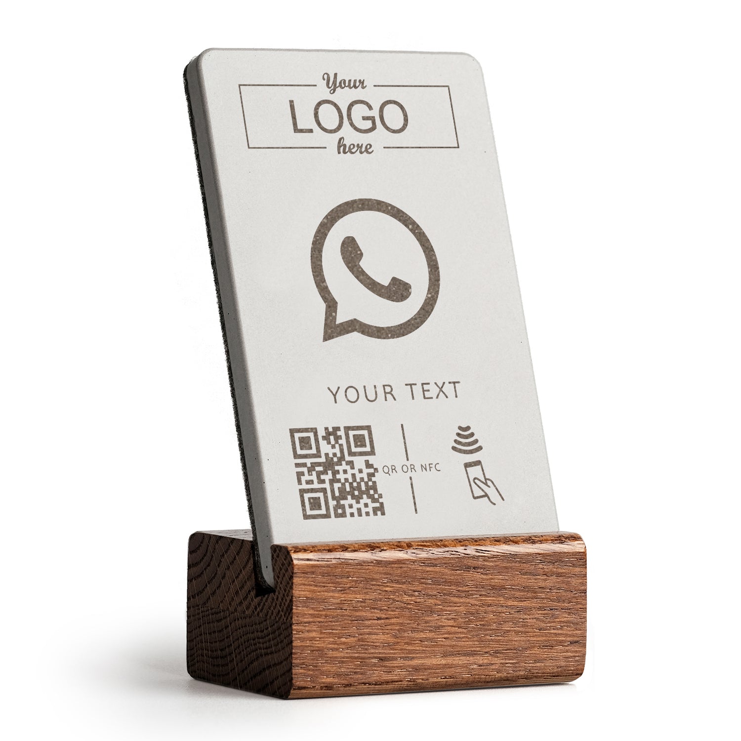 brique NFC Aufsteller mit QR Code WhatsApp mit Holzfuß aus dunkler Eiche. Personalisierbar mit Ihrem Logo.