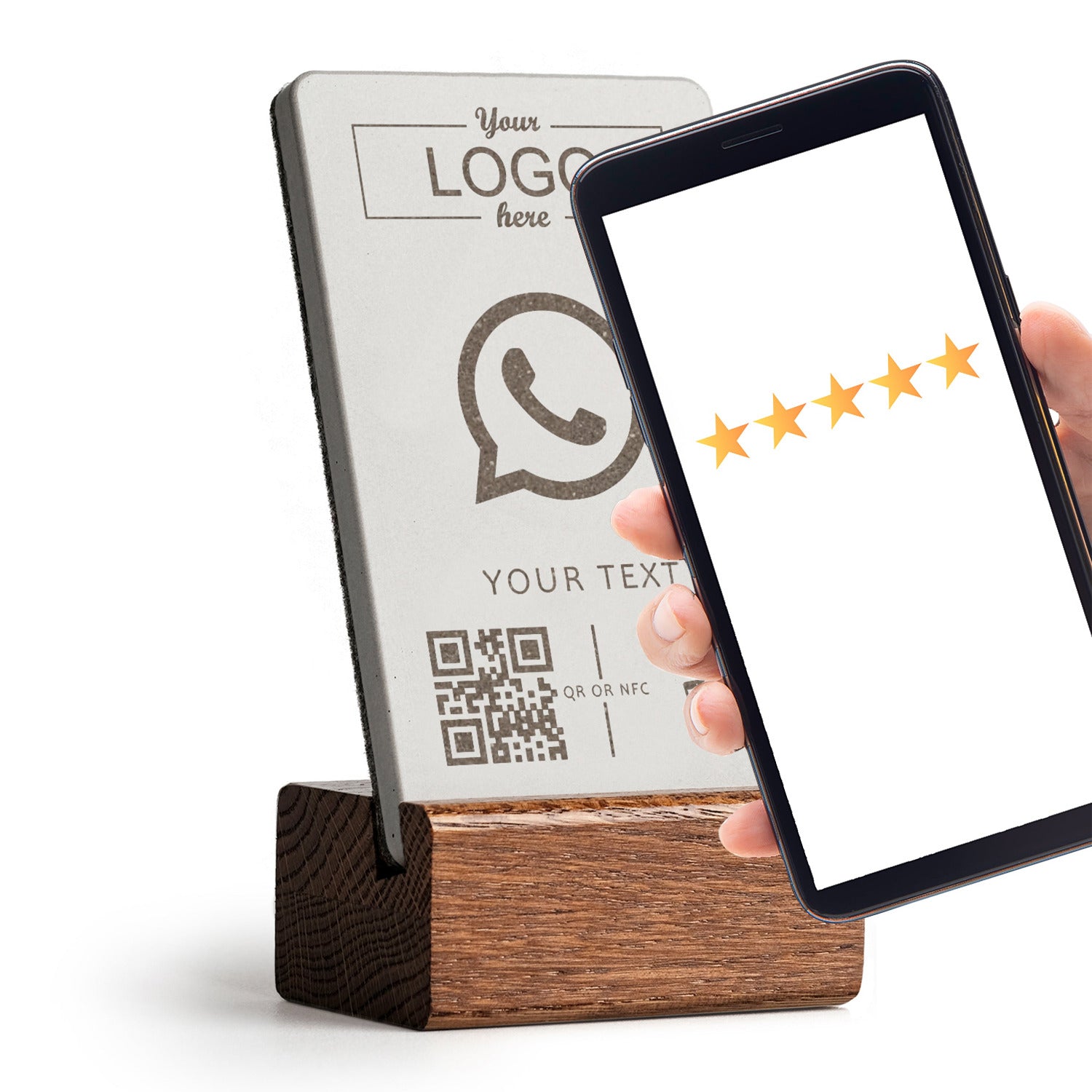 Ihr Smartphone an den brique NFC Aufsteller halten und unmittelbar öffnet sich Ihr WhatsApp Kontakt. Mit Holzfuß aus dunkler Eiche. Logo integrierbar.